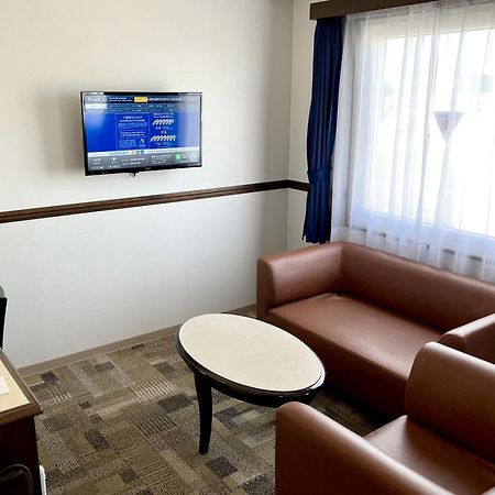 Toyoko Inn Okayama Eki Higashi Guchi Exterior foto